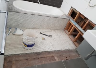 Bathroom retile West Melbourne pic1