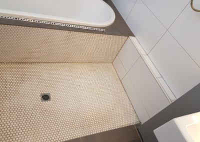 Bathroom retile West Melbourne pic2